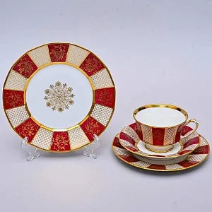 Фарфоровый Набор «Эгоист» - 4 предмета из серии «Золотая снежинка», Furstenberg Германия.