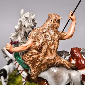 Антикварная Фарфоровая статуэтка «ОХОТА НА БЫКА», Scheibe-Alsbach Германия, первая половина ХХ века. 