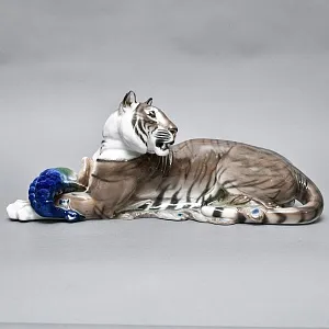 Большая! Авторская Фарфоровая статуэтка «Тигр с павлином», ROSENTHAL Германия, 1919 - 1934 годы. 