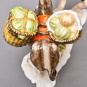 Редкость! Фарфоровая статуэтка «Мальчик и осел», KAISER Германия, 1970 - 1979 годы.