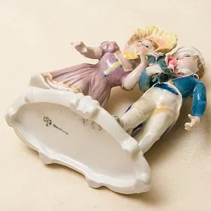 Редкость!!! Фарфоровая Статуэтка «Букет для Мамы», Карл Энс / Karl Ens, Германия, 30-е гг.