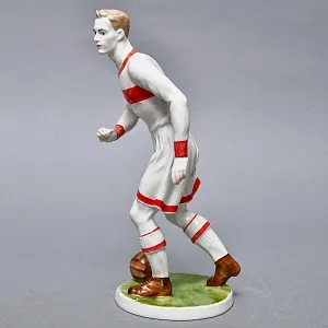 Большая Коллекционная Авторская Статуэтка «Футболист СПАРТАК», фарфор, ЛФЗ СССР -1989 год.