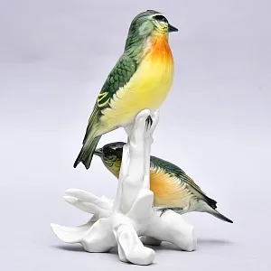 Коллекционная Фарфоровая статуэтка «Две птицы на ветке», Karl Ens Германия, середина ХХ века.