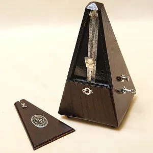 Старинный Механический Метроном в деревянном корпусе, System MAELZEL Германия - 50 гг.