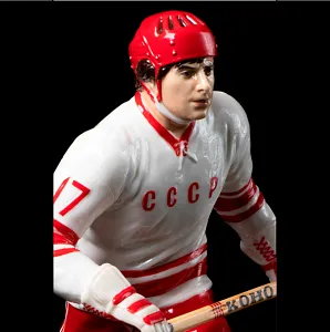 Коллекционная Авторская Статуэтка «Хоккеист СССР – Валерий Харламов №17», фарфор, Россия.