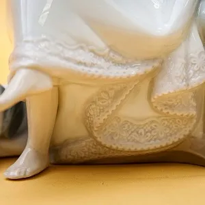 Фарфоровая Статуэтка «Телефонный Разговор» Lladro, Daisa, Испания - 1987 год.