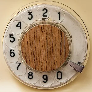 Дизайнерская Электрическая Настольная Лампа Светильник «Ретро Телефон».