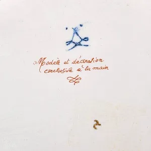 Сухарница - Конфетница - Шкатулка с крышкой «Дары лета», Фарфор Giulia Mangani Италия, 70-е годы.