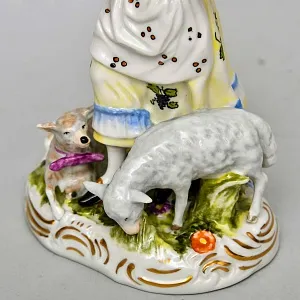 Коллекционные Парные Фарфоровые статуэтки «Пастух и Пастушка. Игра на волынке», Karl Klette Германия.