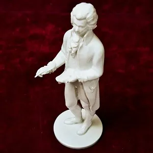 Коллекционная Фарфоровая Статуэтка «МОЦАРТ», Wiener Porzellanmanufaktur Augarten, Австрия.