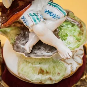 Электрическая Лампа - Светильник - Статуэтка «Мальчик с дудочкой» Фарфор Испания.