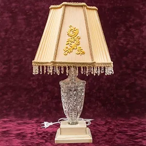 Винтажная Настольная Лампа Светильник «Lyyus» в хрустальном корпусе. Франция  Н-57см.