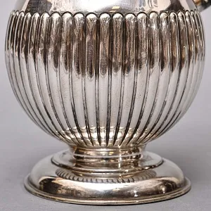 Винтажный Металлический Кофейник - Кувшин на 0,8 л. Silverplated, William Hutton&Sons Англия, начало ХХ века.