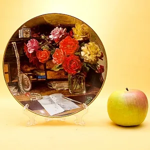 Коллекционная Тарелка «Натюрморт на секретере» Фарфор, Royal MOSA, Голландия -1989 год.