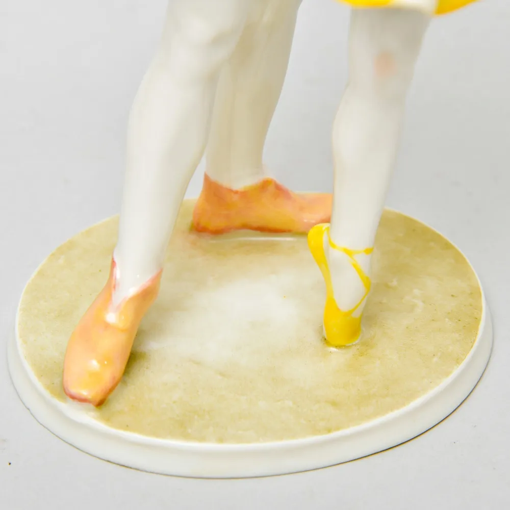 Коллекционная Фарфоровая Статуэтка «Танец из балета «СПЯЩАЯ КРАСАВИЦА», Hutschenreuther Германия.