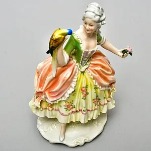 Редкость!!! Фарфоровая Статуэтка «Дама с попугаем», Karl Ens Германия, 30-е гг.