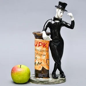 Большая Фаянсовая Статуэтка «Цирк - Клоун мим», Конаковский Фаянс.