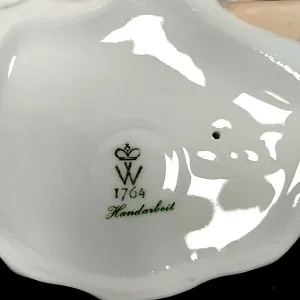 Фарфоровая статуэтка «Балерина, Танец - Лебединое озеро»,  ВАЛЕНДОРФ / WALLENDORF  Германия.