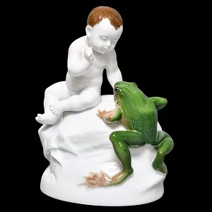  Антикварная Фарфоровая статуэтка «Мальчик и лягушка», ROSENTHAL Германия, 1919 - 1935 годы.
