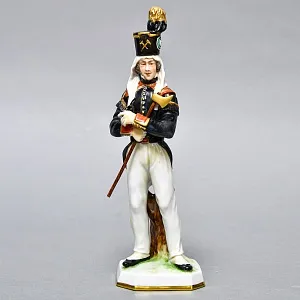 Редкая! Коллекционная Фарфоровая статуэтка «Маркшейдер - Горный Инженер», Unterweissbach Германия. 