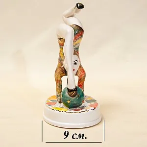 «Гимнастка с мячом» - Авторская Коллекционная Фарфоровая Статуэтка, Россия.