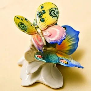 Фарфоровая статуэтка «Бабочки», Карл Энс / Karl Ens, Германия, 50-е годы ХХ века.