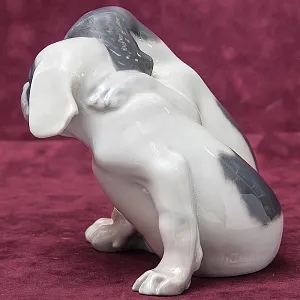 Фарфоровая Статуэтка Собаки - «Два щенка» ROYAL COPENHAGEN,  Дания 1969 -1974 года.