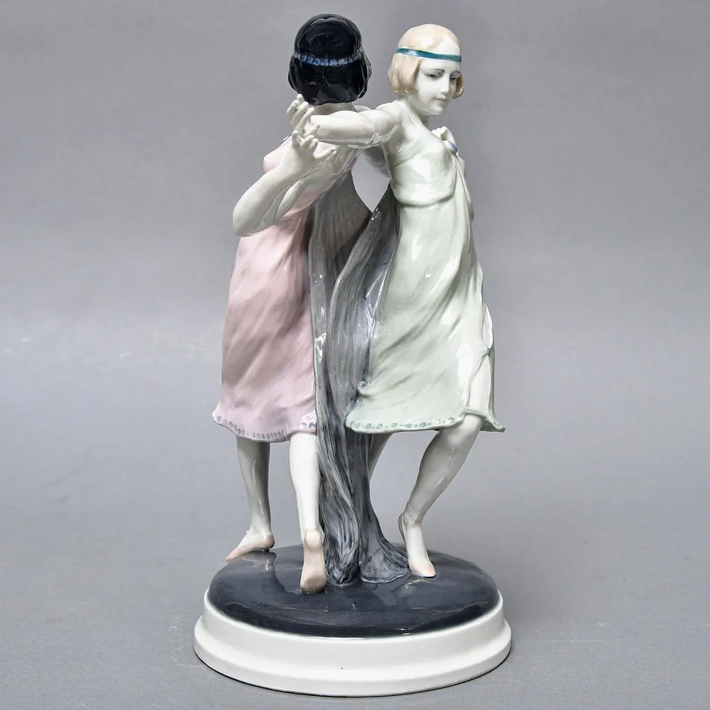 Антикварная Фарфоровая статуэтка «Танцующие девушки», Karl Ens Германия, первая половина ХХ века. 