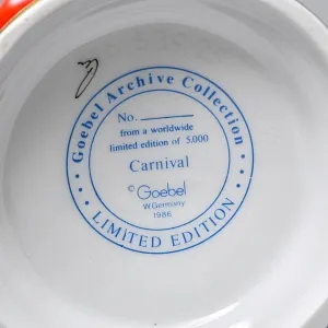 Редкая! Коллекционная Фарфоровая статуэтка «КАРНАВАЛ», GOEBEL Германия - 1986 год.