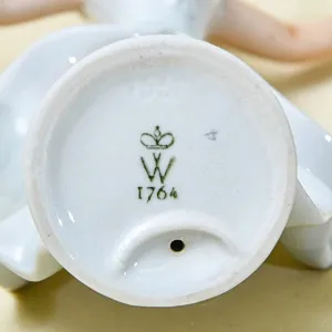 Коллекционная Фарфоровая статуэтка «Маленькая Танцовщица» ВАЛЕНДОРФ - WALLENDORF Германия.