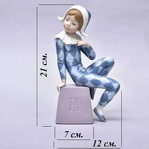 Коллекционная Фарфоровая статуэтка «Маленький Арлекин B», Lladro Испания, 1980 - 1985 годы.