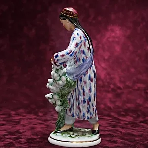 Редкость! Авторская Фарфоровая статуэтка «Узбечка с хлопком», ЛФЗ СССР 1955 год. 