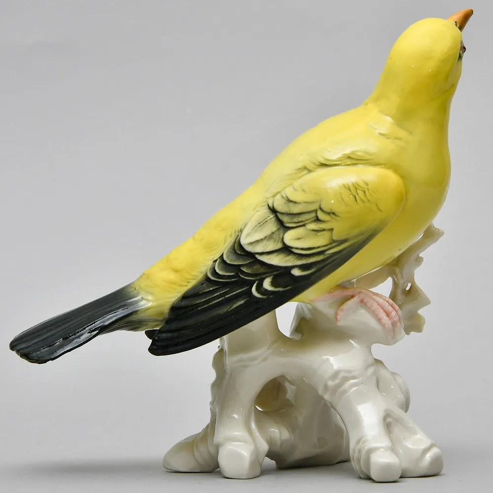 Фарфоровая Статуэтка «Птица - ИВОЛГА» Карл Энс / Karl Ens, Германия, 30-е годы ХХ века.