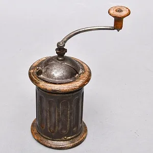 Старинная Настольная Ручная Механическая Кофемолка - Мельница, Германия начало ХХ века.