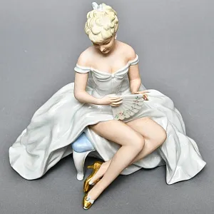 Фарфоровая статуэтка «Балерина, Танцовщица c Веером», WALLENDORF Германия 1953-1962 годы.