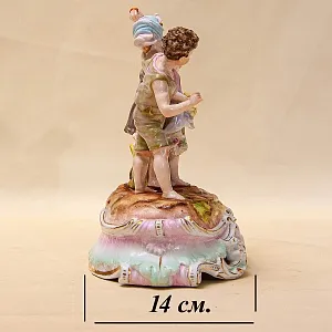 Антикварная Фарфоровая Статуэтка «Хулиганы», C.G.SCHIERHOLZ & SON Германия -1865 -1907 годы.