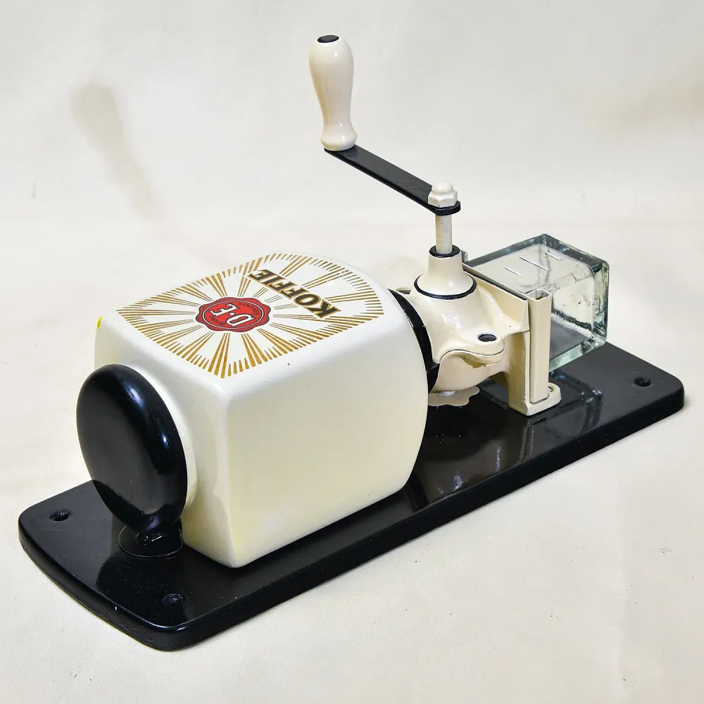 Винтажная Настенная Ручная Кофемолка «Чёрный Кофе», Голландия PeDe, середина ХХ века.