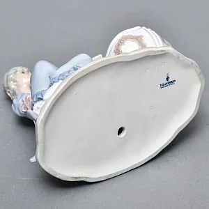 Парные Фарфоровые статуэтки - подставки для ювелирных украшений «Дама и кавалер», Lladro Испания. 