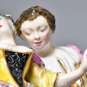 Коллекционная Фарфоровая статуэтка «Пара на Карнавале», Edme Samson Франция, 1940 - 1969 годы. 