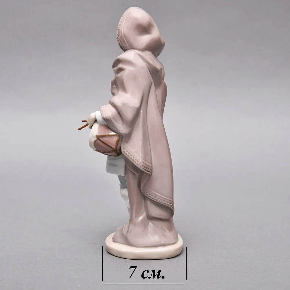 Коллекционная Фарфоровая статуэтка «Мальчик с барабаном», Lladro (Лядро), Испания.