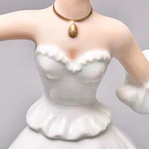 Большая Коллекционная Фарфоровая статуэтка «Танцовщица», ВАЛЕНДОРФ - WALLENDORF  Германия.