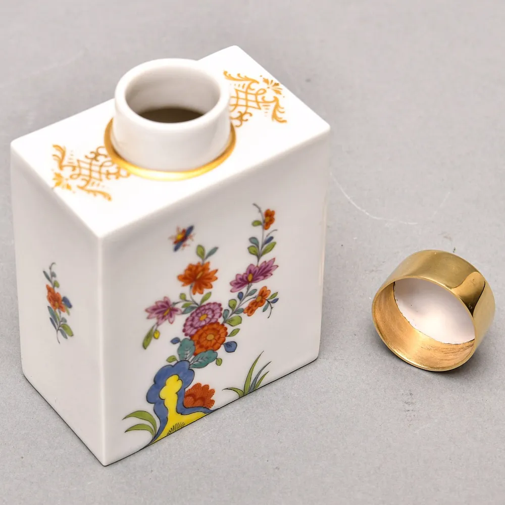 Коллекционная Фарфоровая Чайница - Баночка с крышкой «Букет», MEISSEN Германия ХХ век.