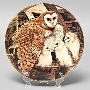 Коллекционная Тарелка «Сова Сипуха - Обнимающие птенцов» Фарфор, Franklin Porcelain США -1983 год.