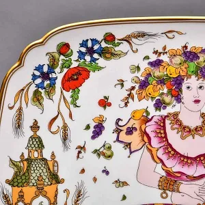 Коллекционная Тарелка - Настенное Блюдо «Времена года. Осень», Фарфор Hutschenreuther Германия - 1978 год. 