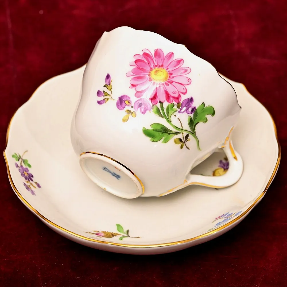 Классическая Кофейная пара «ЦВЕТЫ», Фарфор MEISSEN / МЕЙСЕН Германия.