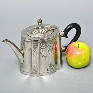 Старинный Заварочный Чайник. Метал Silverplate, SHEFFIELD Англия начало ХХ века. 