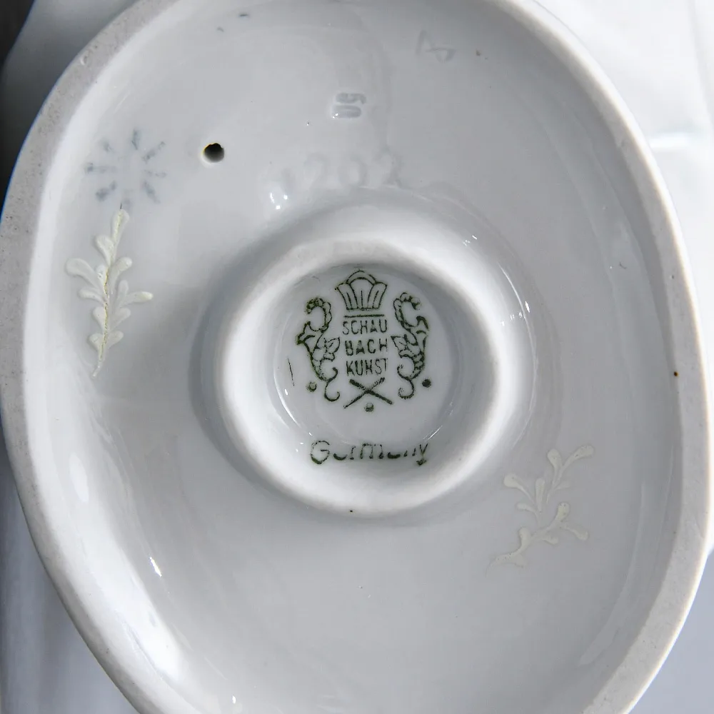 Фарфоровая статуэтка «ТАНЦОВЩИЦА» Н-24 см. Schau Bach Kunst  Германия - 1953 год.