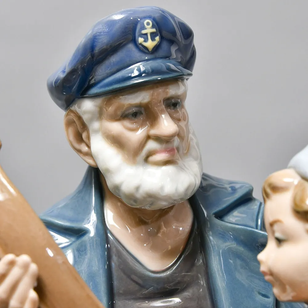 Коллекционная Фарфоровая статуэтка «Старый моряк и мальчик», Lladro Испания, 1984 - 2002 годы. 