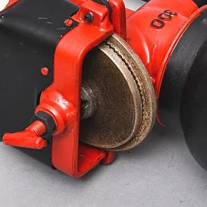 Большая Старинная Чугунная Зерно Мельница - Измельчитель, B.M.EISENWERK Германия 30 -е годы ХХ века.