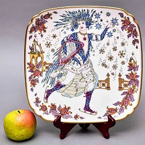  Коллекционная Тарелка - Настенное Блюдо «Времена года. Зима», Фарфор Hutschenreuther Германия - 1978 год.